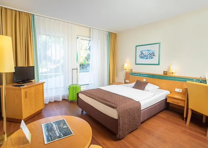 Parkhotel Ruegen מלון 4*