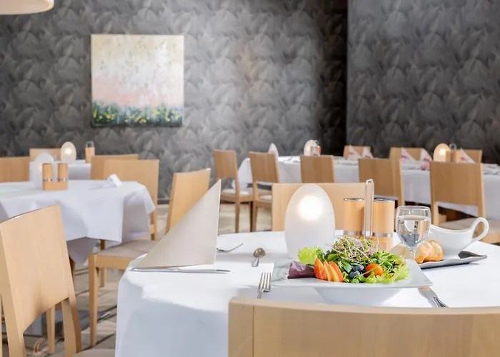 Parkhotel Ruegen מלון 4*